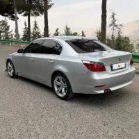 بی ام دبلیو 520i