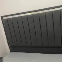 تخت دونفره و میز آرایش ویترینی
