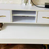 میز تی وی جلومبلی