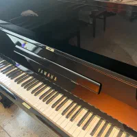 پیانو U1 آکوستیک ژاپنی