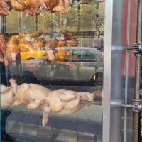دستگاه مرغ بریان و تابلو ال ای و میز کار