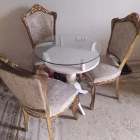 میز با۳صندلی چوبی محکم