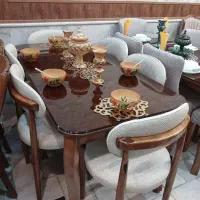 میزهای نهارخوری رویال