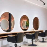 متخصص دکوراسیون سالن زیبایی