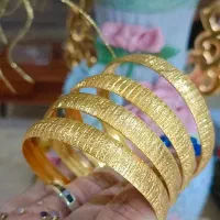 چهار عدد النگوی نقره نو نو چهل و یک گرم