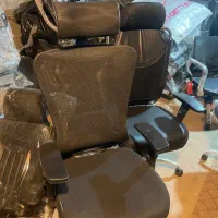 میز و صندلی و مبل اداری