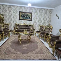 مبل سلطنتی۹ نفره همراه میز و دو تا جلو مبلی
