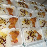 غذای خانگی چلو مرغ فقط 200