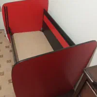 تَخت و تشک کودک