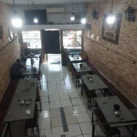 کارگر ساده برای کار در قهوه خانه