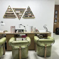 اجاره صندلی در لاین ناخن، مژه ،رنگ ولایت،کراتین