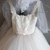 لباس عروس دخترانه.