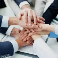دعوت از فعالان اقتصادی برای همکاری راهبردی