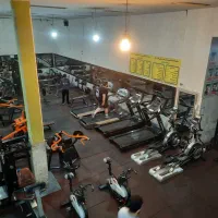باشگاه بدنسازی جارو کش