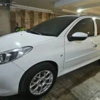 پژو ۲۰۷ ارتقا یافته ، سقف شیشه ای