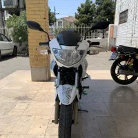 آپاچی 180