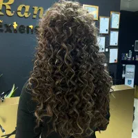 دستیار اکستنشن مو