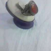 تعدادی انگشتر نقره کهنه