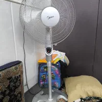 پنکه مدیا کنترل دار ایستاده