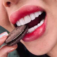 با ۸تومن دندوناتو کامپوزیت کن