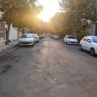 کلنگی-160-متر-سه-طبقه-قابل-سکونت-شهرک-گلها