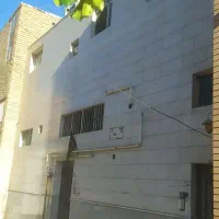 منزل مسکونی فروشی زرین شهر