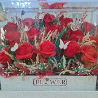 باکس گل مناسب کادو