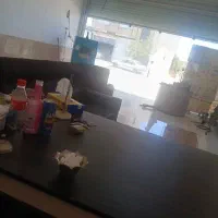 به یک منشی نیازمندیم