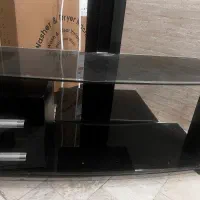 میز تلوزیون شیشه ای با پایه های الومینیوم
