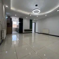 ۶۵ متری ۲ خواب ، سالن دلباز ، تاپ منطقه