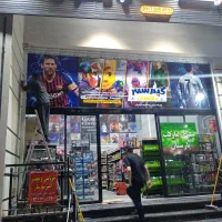 کارگر سوپر مارکت