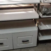 قفسه لباس فروشگاهی
