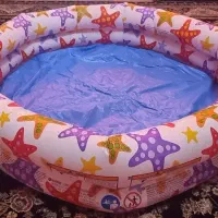 استخر بادی کودک به همراه توپ و حلقه