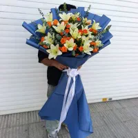 رز طبیعی باکس گل دسته گل