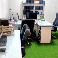 استخدام برنامه نویس کامپیوتر خانم
