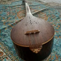 سه تار|سازهای سنتی|اصفهان, دشتستان|دیوار