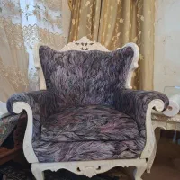 مبل سلطنتی قدیمی