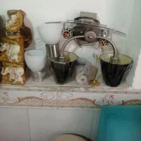 فروش مقداری لوازم و چند آباژور بغل دیواری جدید و