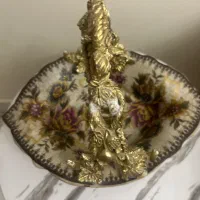 پیک پیاده داخل پاساژ