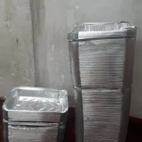 تعدادی ظروف فویلی