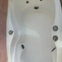 وان و جکوزی