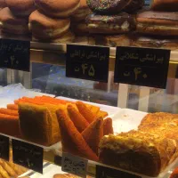 استخدام فروشنده خانم