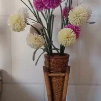 گل و گلدان