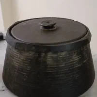 دیگ سنگی