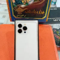 ۱۳پرو دوسیم در رنگ بندی سفید گلد مشکی آبی سبز