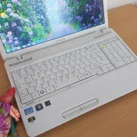 لپ تاپ خانگی در حد نو Core i5 گرافیک دار