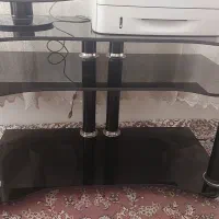 میز تلویزیون صندلی و اسکنر و کابل شبکه و برق و ...