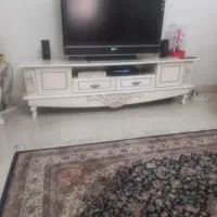 میزتلویزیون سالمه زیر قیمت گذاشتم خریدار زنگ بزنه