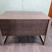 میز کارمندی