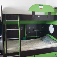 تخت دو طبقه